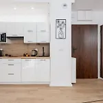 Апартаменты Izerskie Premium - Zrodlo Izery - Strefa Saun & Family Przy Gondoli Сверадув-Здруй