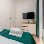 Izerskie Premium - Zrodlo Izery - Strefa Saun & Family Przy Gondoli Апартаменты Сверадув-Здруй