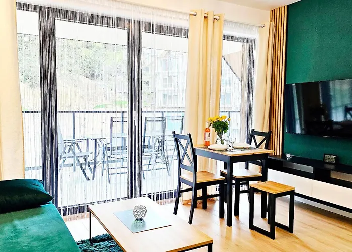 Izerskie Premium - Zrodlo Izery - Strefa Saun & Family Przy Gondoli * Сверадув-Здруй